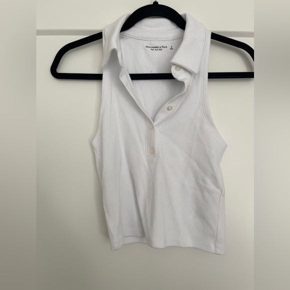 Abercrombie & Fitch Soft AF Rib Sleeveless Top - Picture 2 of 2